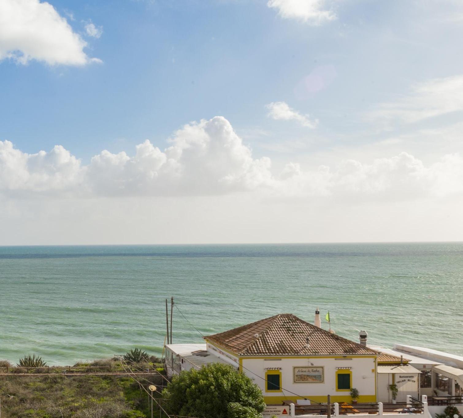 Rocha Praia Mar Beach Front Line Bay ปอร์ติเมา ภายนอก รูปภาพ