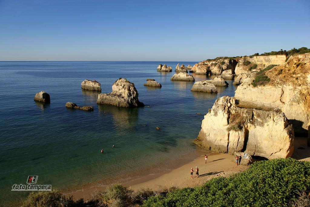 Rocha Praia Mar Beach Front Line Bay ปอร์ติเมา ภายนอก รูปภาพ